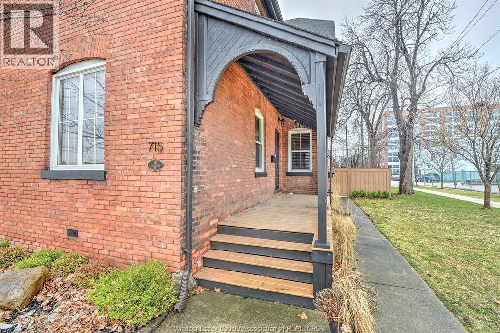 715 Walker Road, Windsor, Ontario  N8Y 2N2 - Photo 10 - 26004639