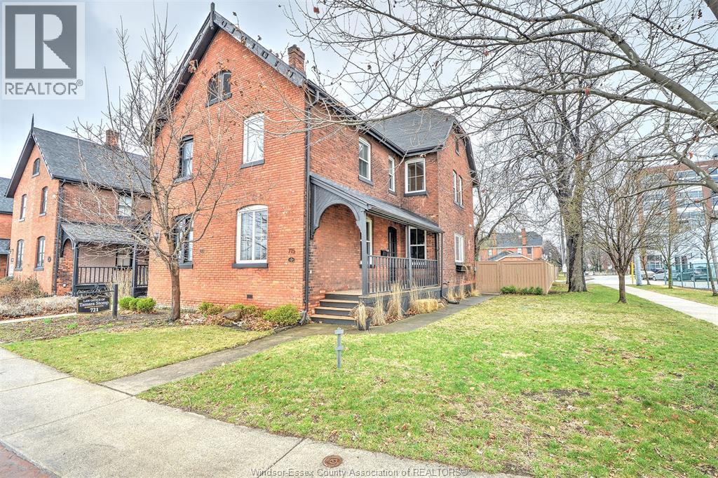 715 Walker Road, Windsor, Ontario  N8Y 2N2 - Photo 2 - 26004639