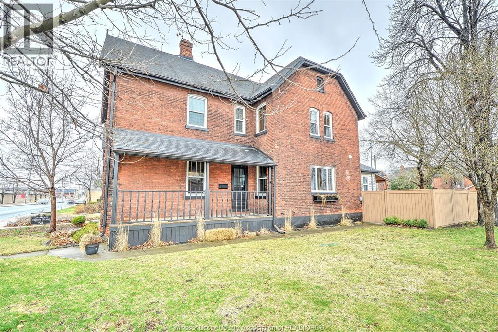 715 Walker Road, Windsor, Ontario  N8Y 2N2 - Photo 3 - 26004639