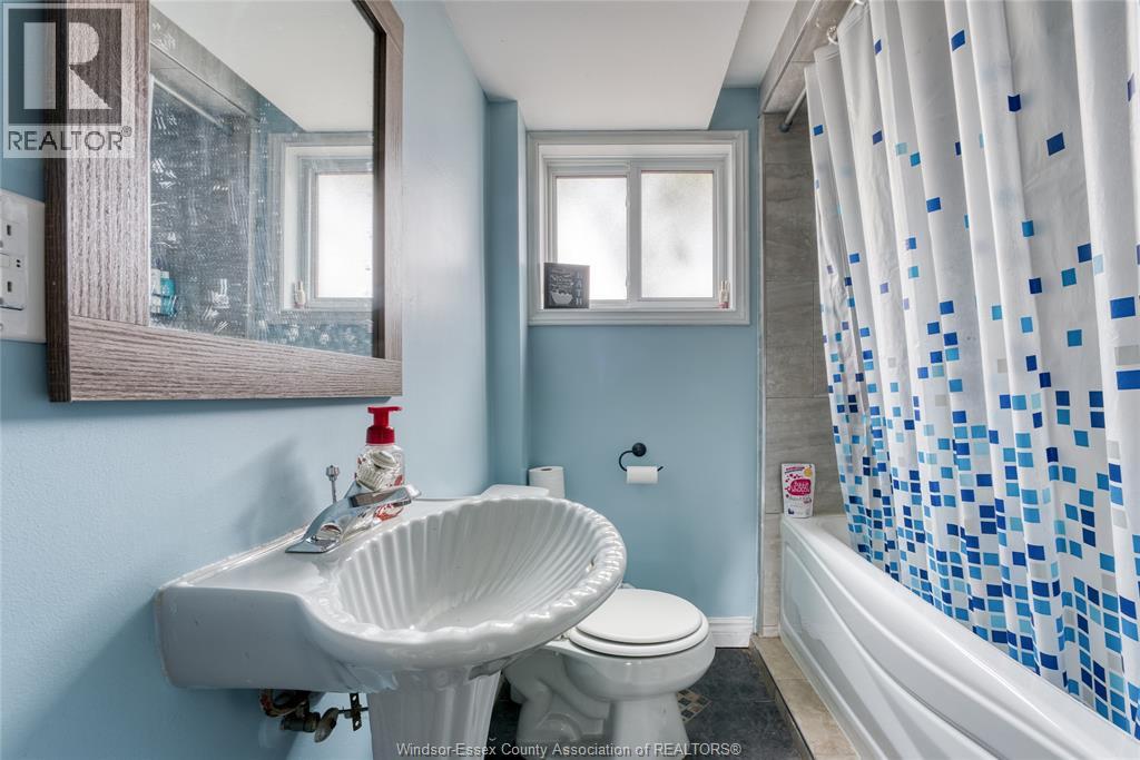 32 Melrose Avenue, Leamington, Ontario  N8H 2J2 - Photo 34 - 26004746