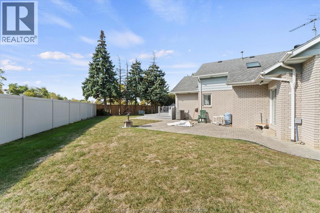 1467 Guildwood Crescent, Lasalle, Ontario  N9H 2B3 - Photo 26 - 26004757