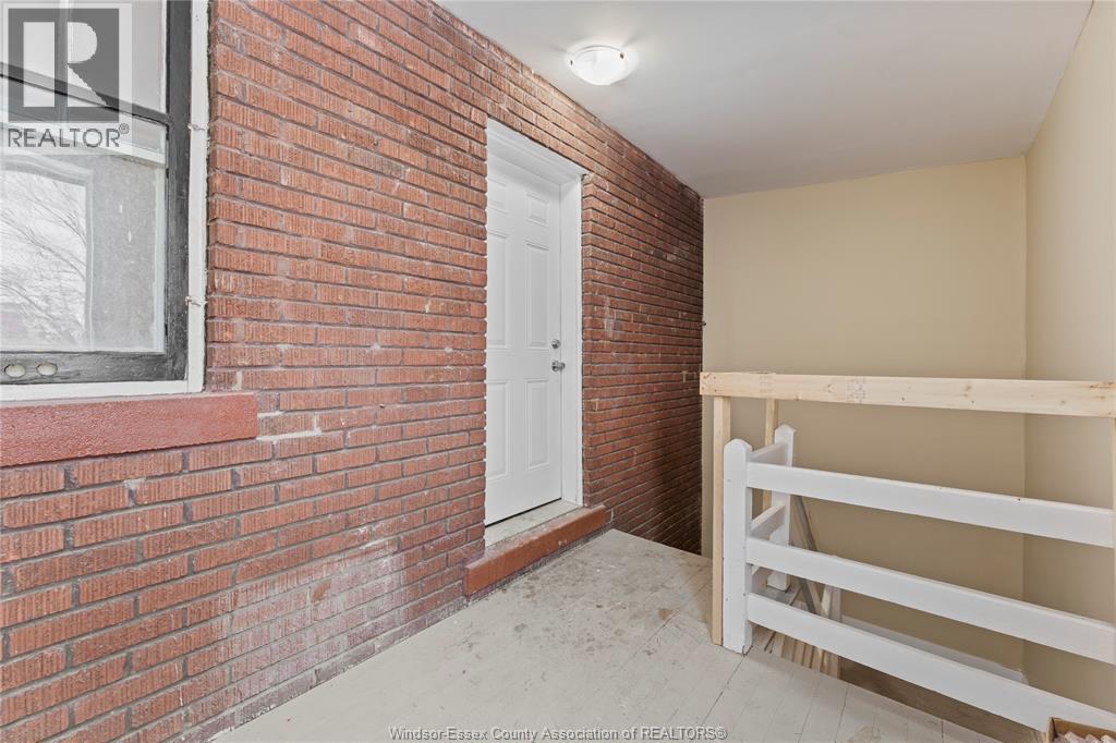 252-254 Giles Boulevard East, Windsor, Ontario  N9A 4C2 - Photo 19 - 26004777