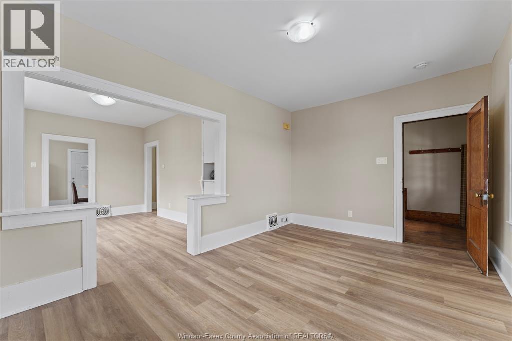 252-254 Giles Boulevard East, Windsor, Ontario  N9A 4C2 - Photo 6 - 26004777