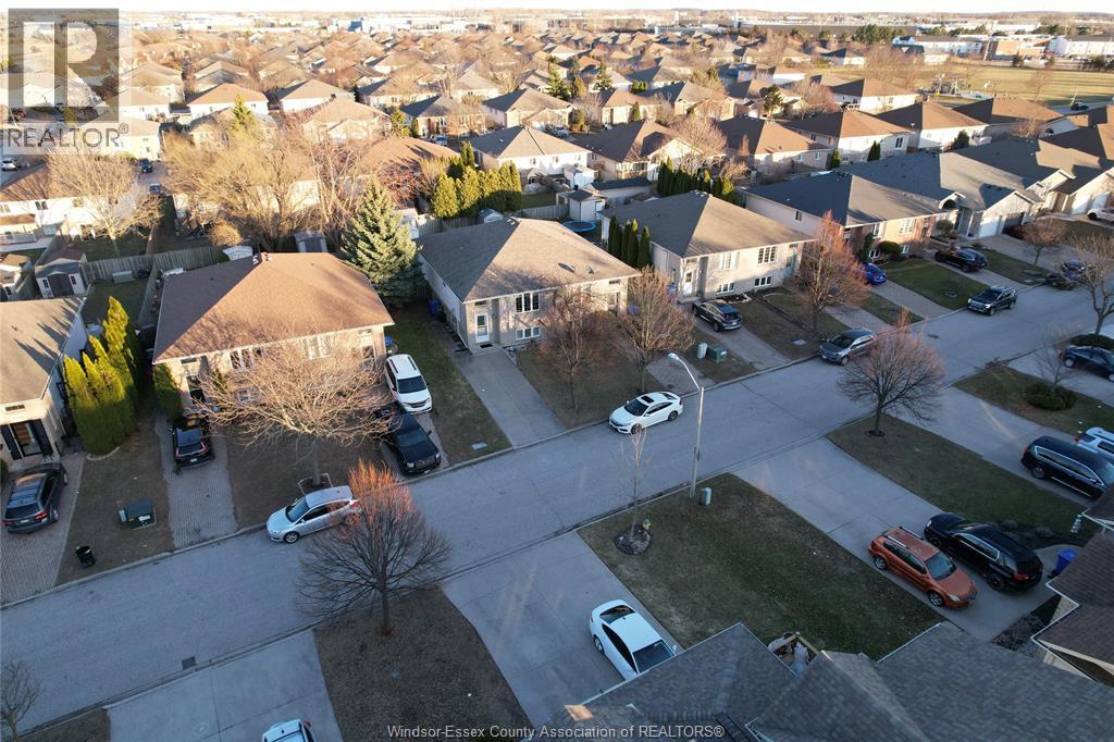 4218 Pioneer, Windsor, Ontario  N9G 2W7 - Photo 4 - 26004833