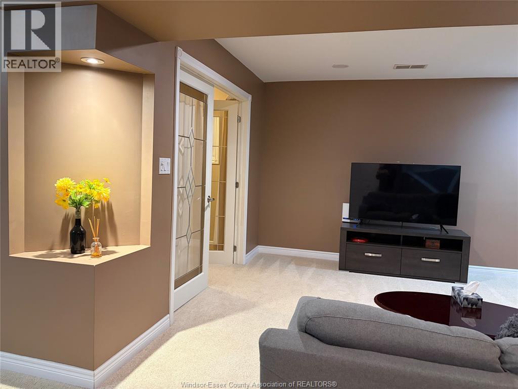 569 Sarah Court, Windsor, Ontario  N9G 2Y8 - Photo 12 - 26004821