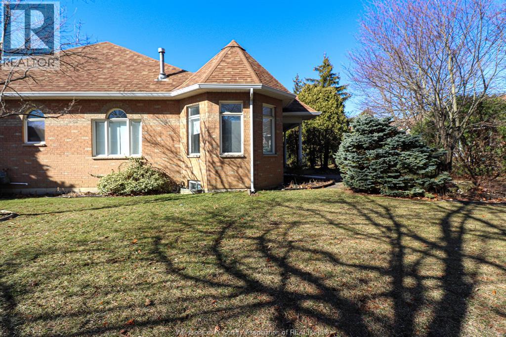 4612 Ascot Court, Windsor, Ontario  N9G 2M1 - Photo 32 - 26004922