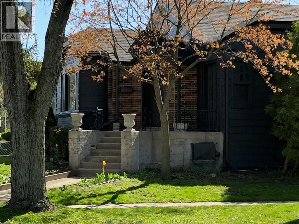 5425 RIVERSIDE DRIVE East, Windsor, Ontario