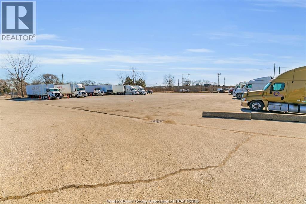 3324 Marentette Avenue Unit# B, Windsor, Ontario  N9G 1Z9 - Photo 3 - 26005155
