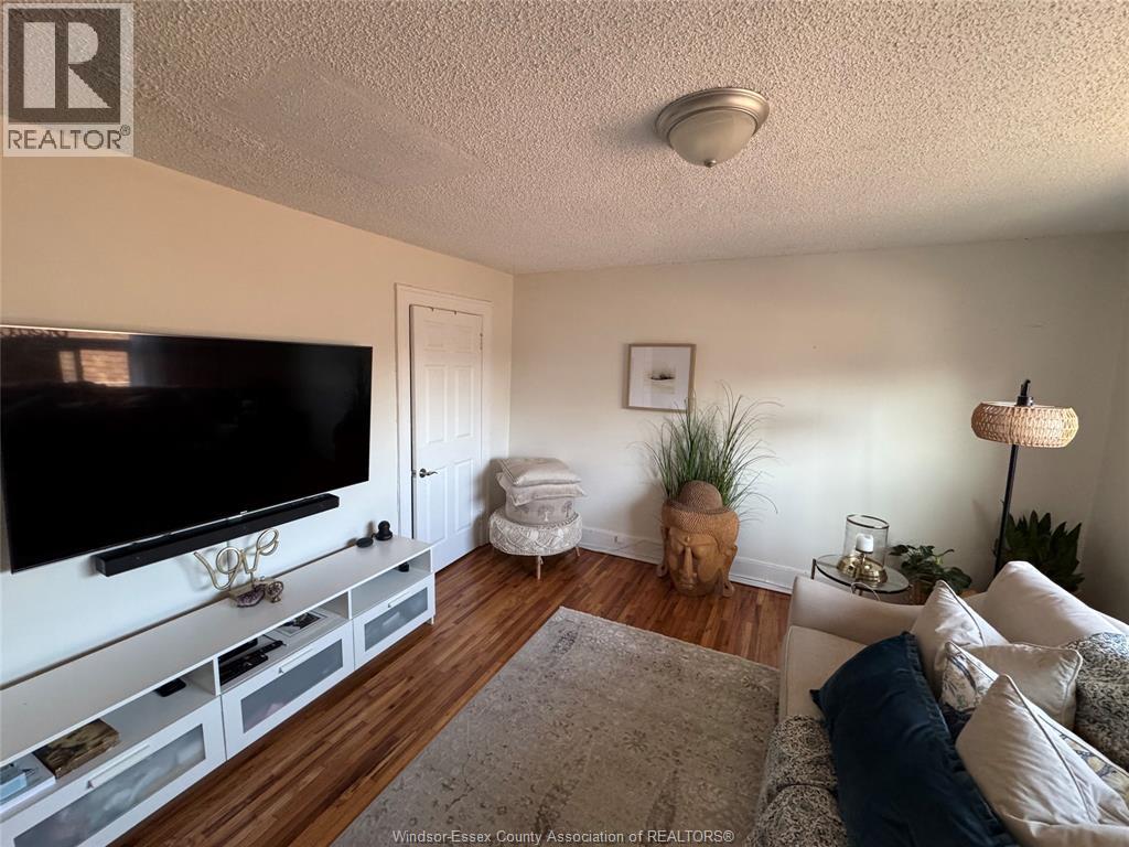 655-91 Giles, Windsor, Ontario  N9A 4E3 - Photo 13 - 26005426