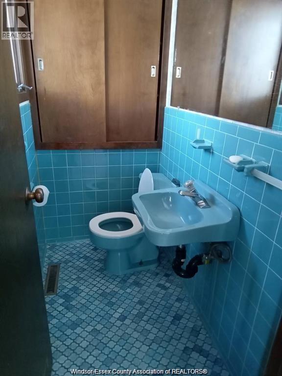 3277 Dominion, Windsor, Ontario  N9E 2N6 - Photo 11 - 26005419