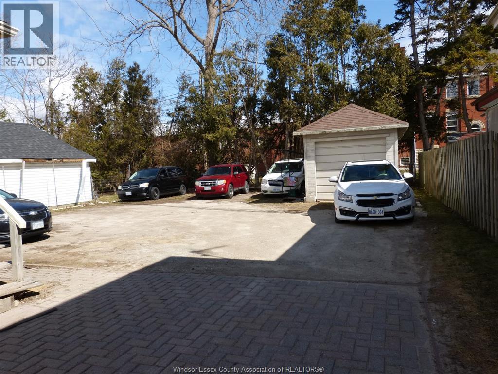 23 Queeens Avenue, Leamington, Ontario  N8H 3G7 - Photo 4 - 26005512