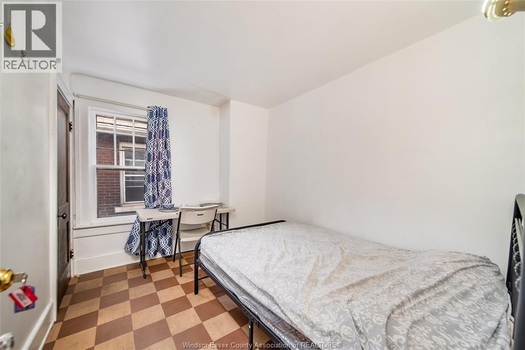 3245 Baby Street, Windsor, Ontario  N9C 1K7 - Photo 11 - 26005759
