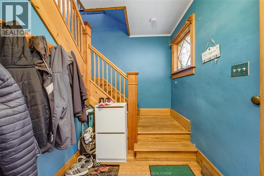 3245 Baby Street, Windsor, Ontario  N9C 1K7 - Photo 4 - 26005759
