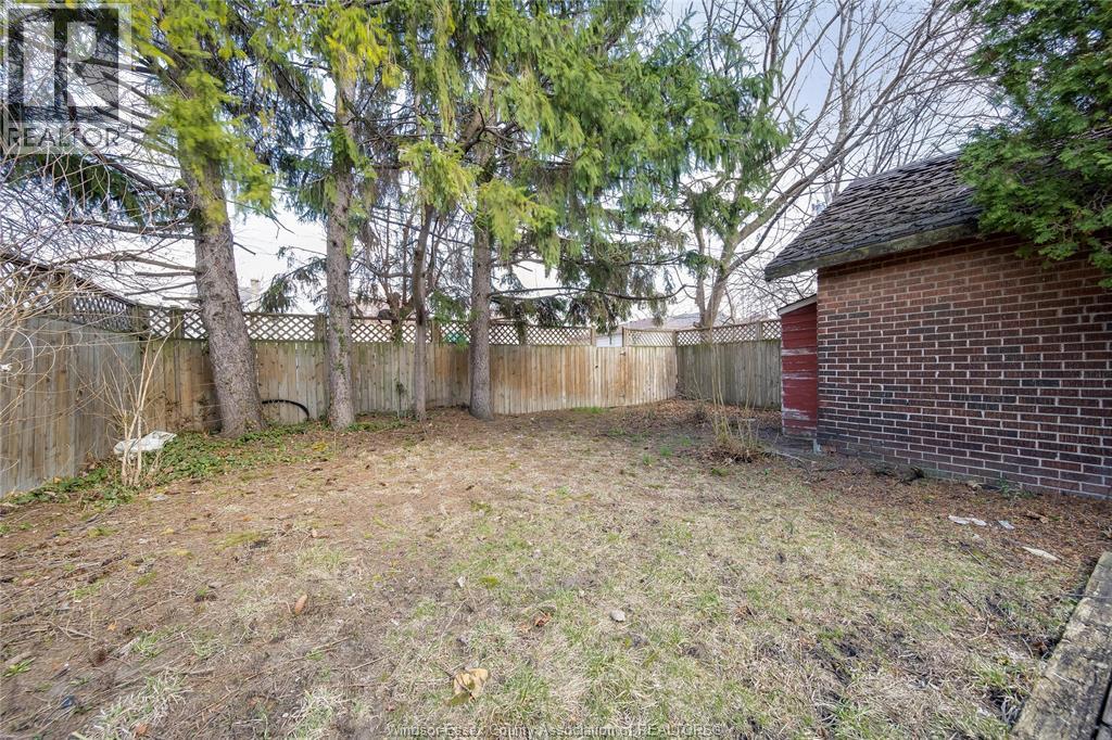 358 Partington, Windsor, Ontario  N9B 2N5 - Photo 40 - 26005880