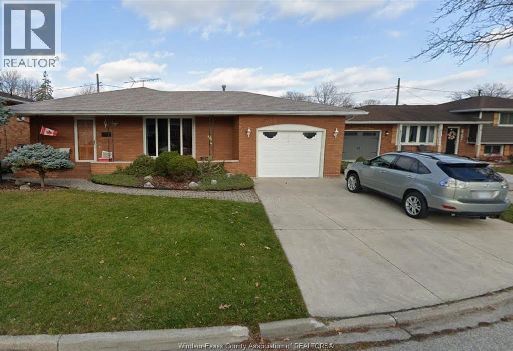 1616 BURWELL COURT, Windsor, Ontario