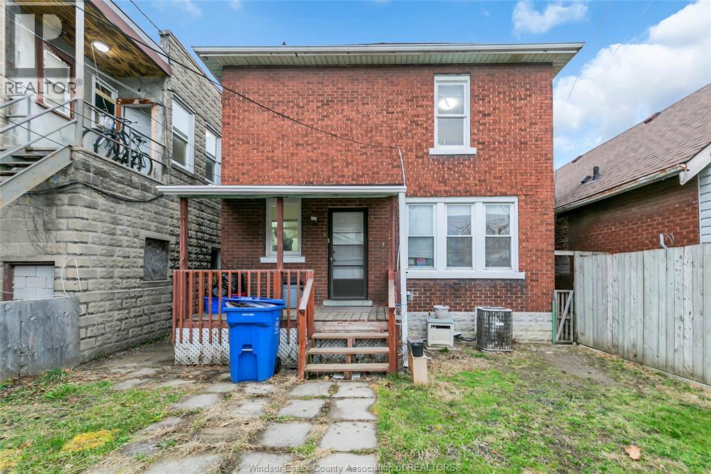 69 Shepherd, Windsor, Ontario  N8X 2K1 - Photo 3 - 26006355