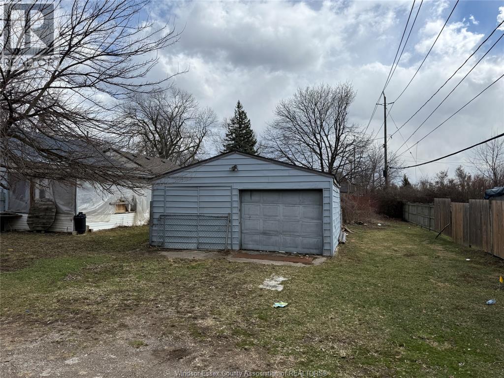 1303 Central, Windsor, Ontario  N8Y 3V3 - Photo 6 - 26006375