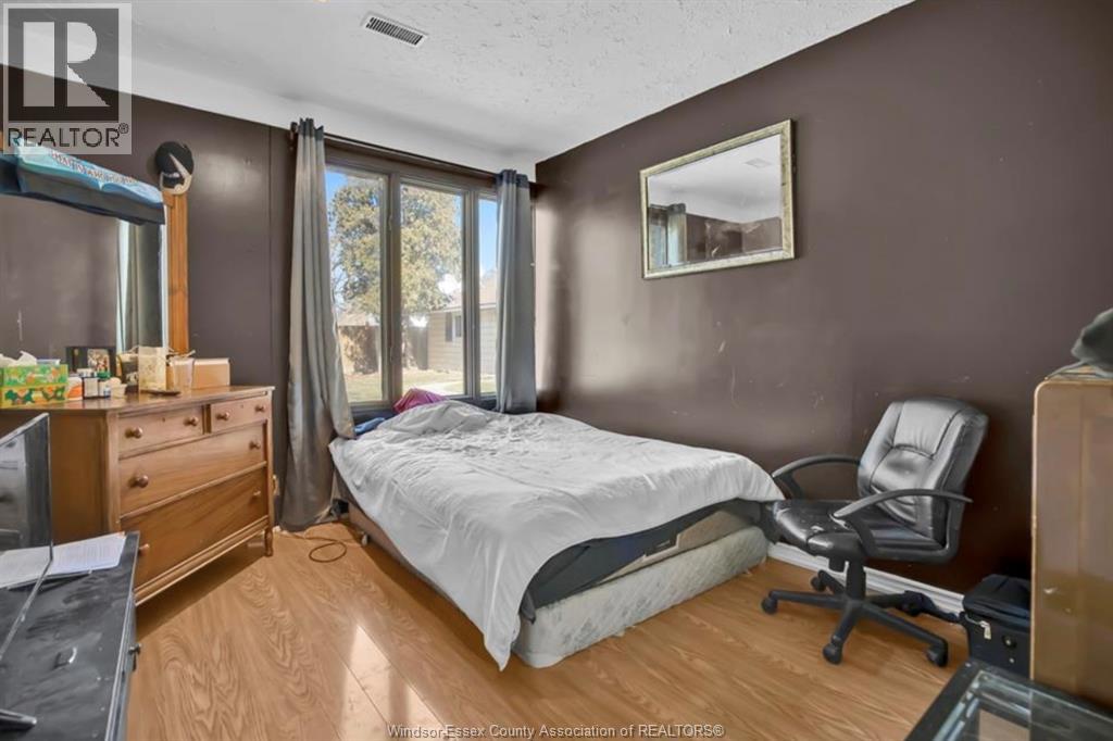 564 Wallace, Windsor, Ontario  N9G 1L9 - Photo 11 - 26006505