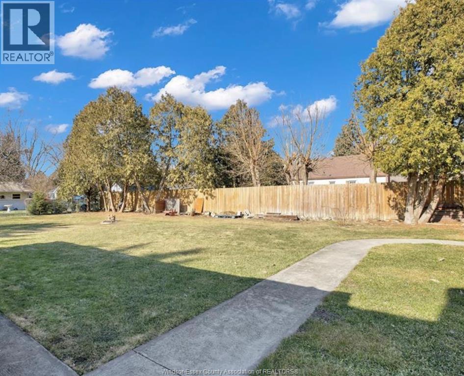 564 Wallace, Windsor, Ontario  N9G 1L9 - Photo 13 - 26006505