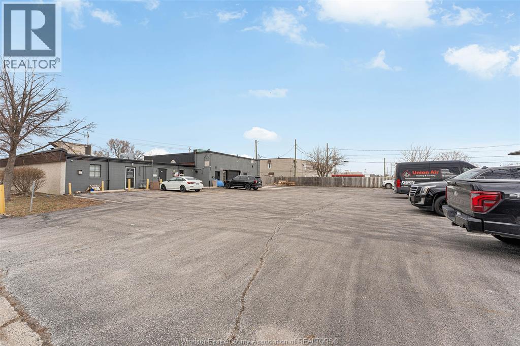 3905-3911 Tecumseh Road East, Windsor, Ontario  N8W 1J4 - Photo 38 - 26006560