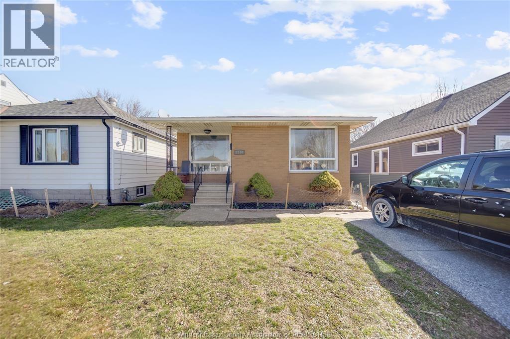 2340 George Avenue, Windsor, Ontario  N8W 4M4 - Photo 1 - 26006326
