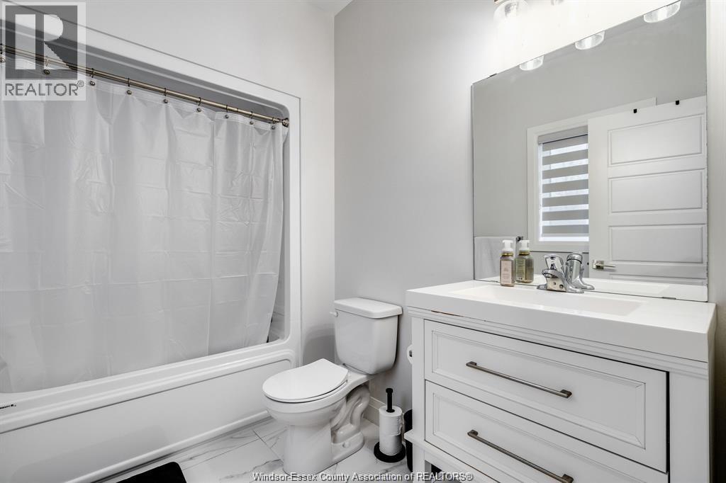 241 Robinson Avenue, Essex, Ontario  N8M 0A8 - Photo 16 - 26006643