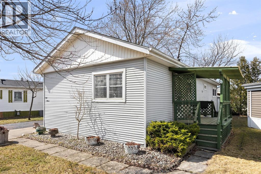 111 Dana Drive, Essex, Ontario  N8M 2A1 - Photo 16 - 26006700