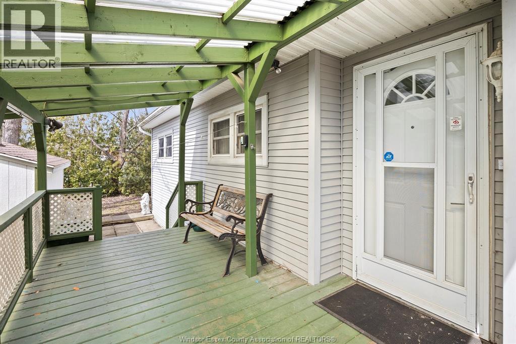 111 Dana Drive, Essex, Ontario  N8M 2A1 - Photo 4 - 26006700