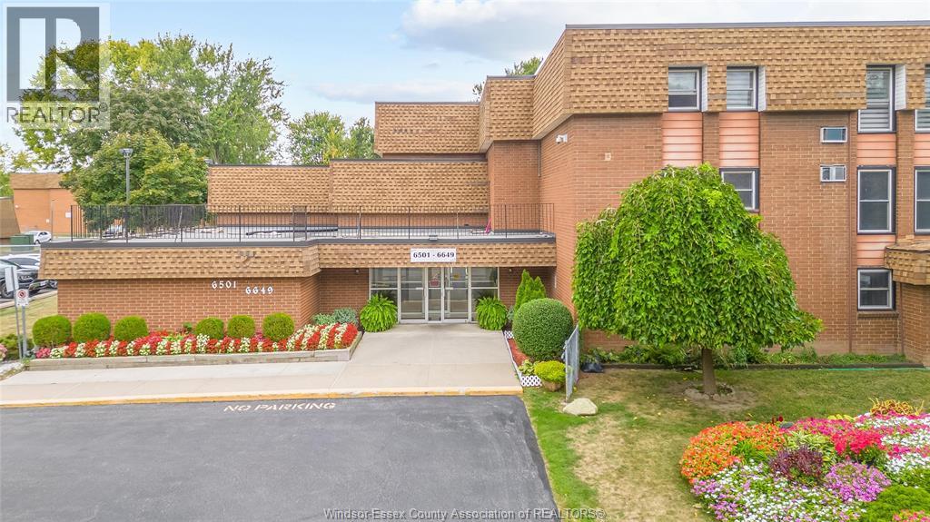 6583 THORNBERRY Unit# 361, Windsor, Ontario