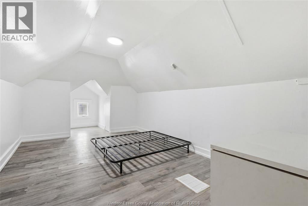 1023 Hall Avenue, Windsor, Ontario  N9A 2M6 - Photo 19 - 26006722
