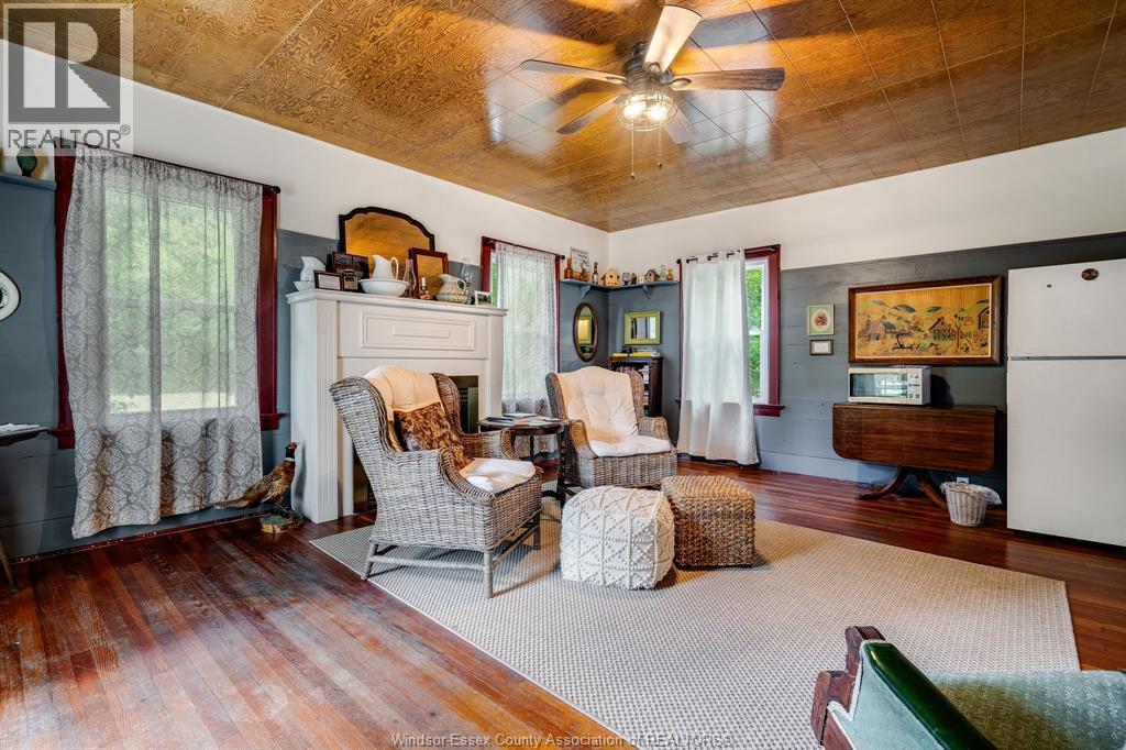 1060 East West Road, Pelee Island, Ontario  N0R 1M0 - Photo 10 - 26006115