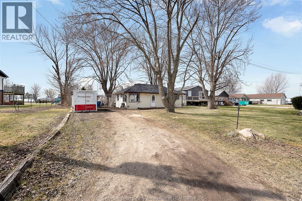 12 Patricia Avenue, Wheatley, Ontario  N0P 2P0 - Photo 2 - 26006796
