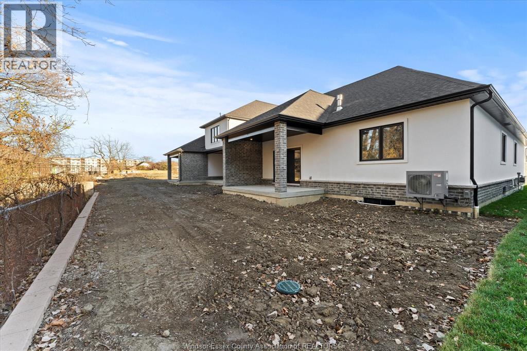3265 Tullio Drive, Lasalle, Ontario  N9H 1H3 - Photo 38 - 26006974