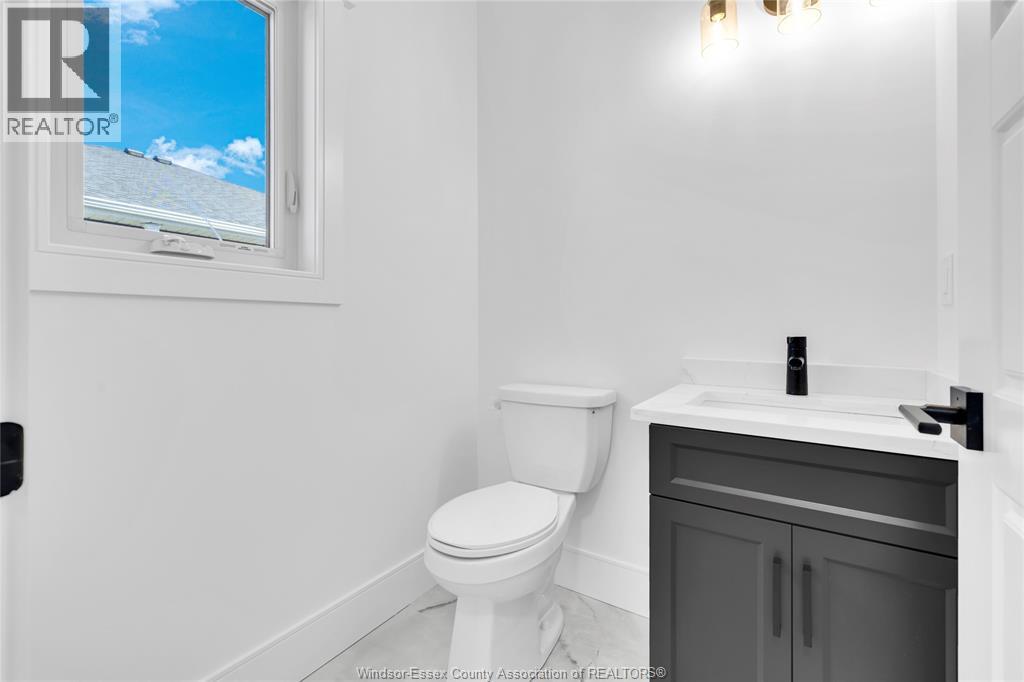 245 Charles, Essex, Ontario  N8M 3E9 - Photo 16 - 26007025