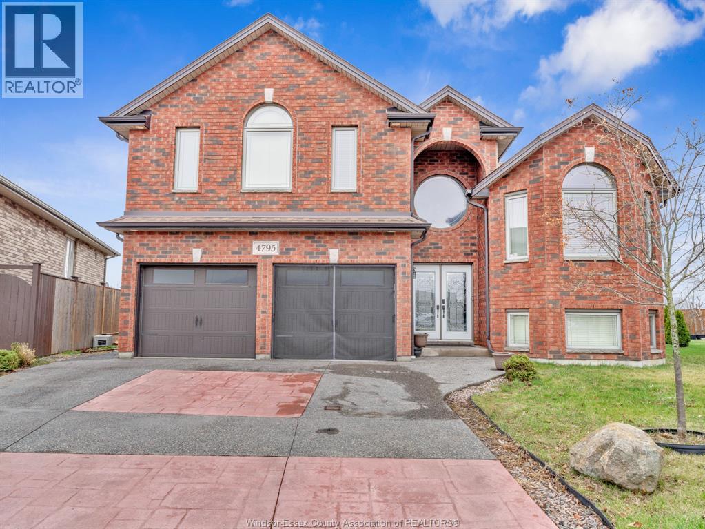 4795 Periwinkle Crescent, Windsor, Ontario  N9G 3G8 - Photo 1 - 26007089