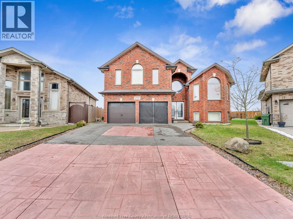 4795 Periwinkle Crescent, Windsor, Ontario  N9G 3G8 - Photo 2 - 26007089