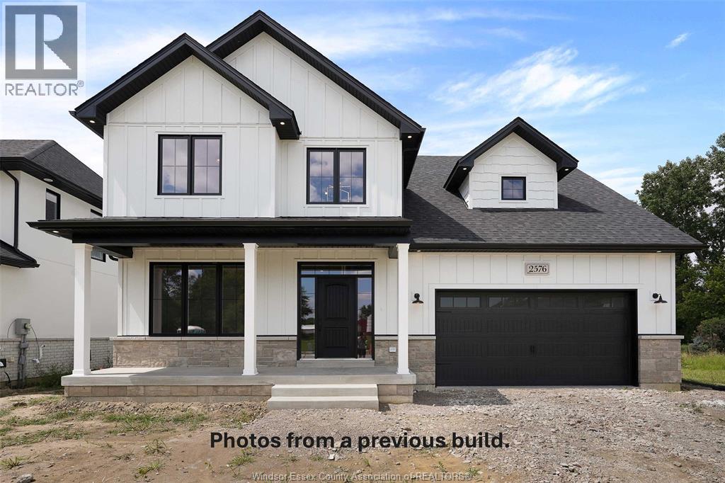 120 Bloomington, Chatham, Ontario  N7L 0H3 - Photo 1 - 26007100