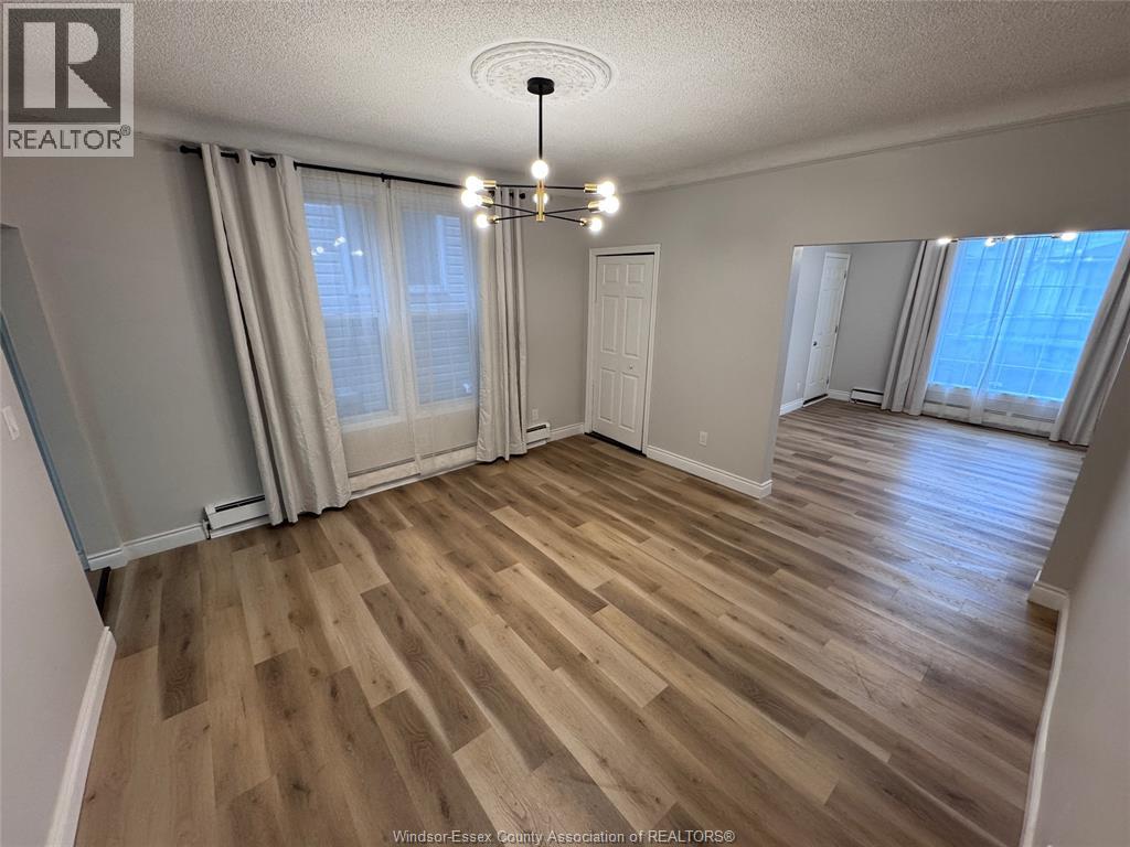 454 Vera Place, Windsor, Ontario  N9A 5W3 - Photo 1 - 26007179