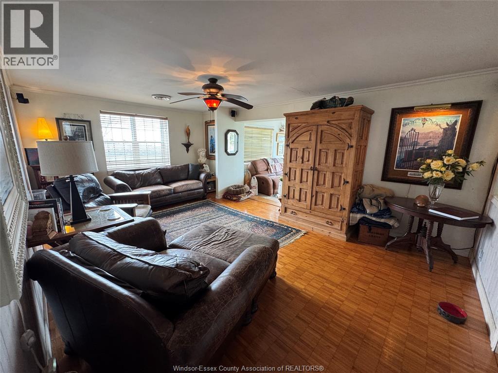 198 Robson Road, Leamington, Ontario  N8H 5R1 - Photo 17 - 26007268