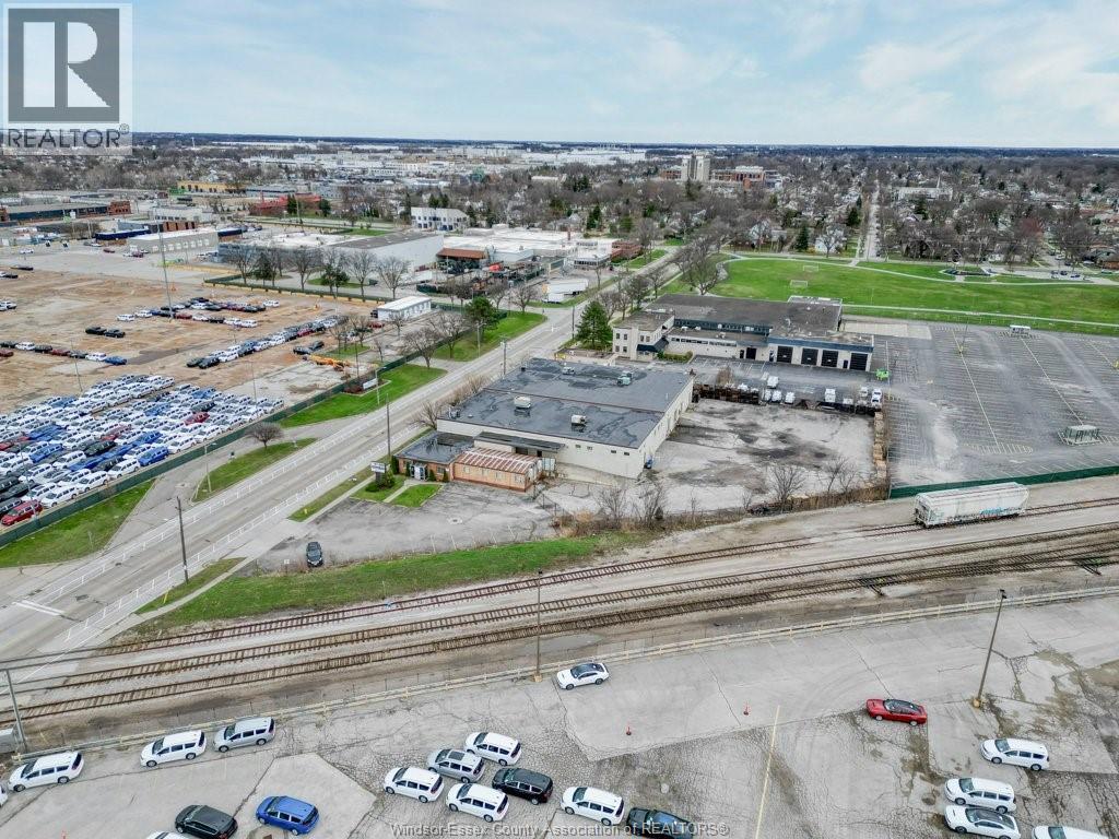 1555 Kildare Road, Windsor, Ontario  N8W 2W3 - Photo 5 - 26007302