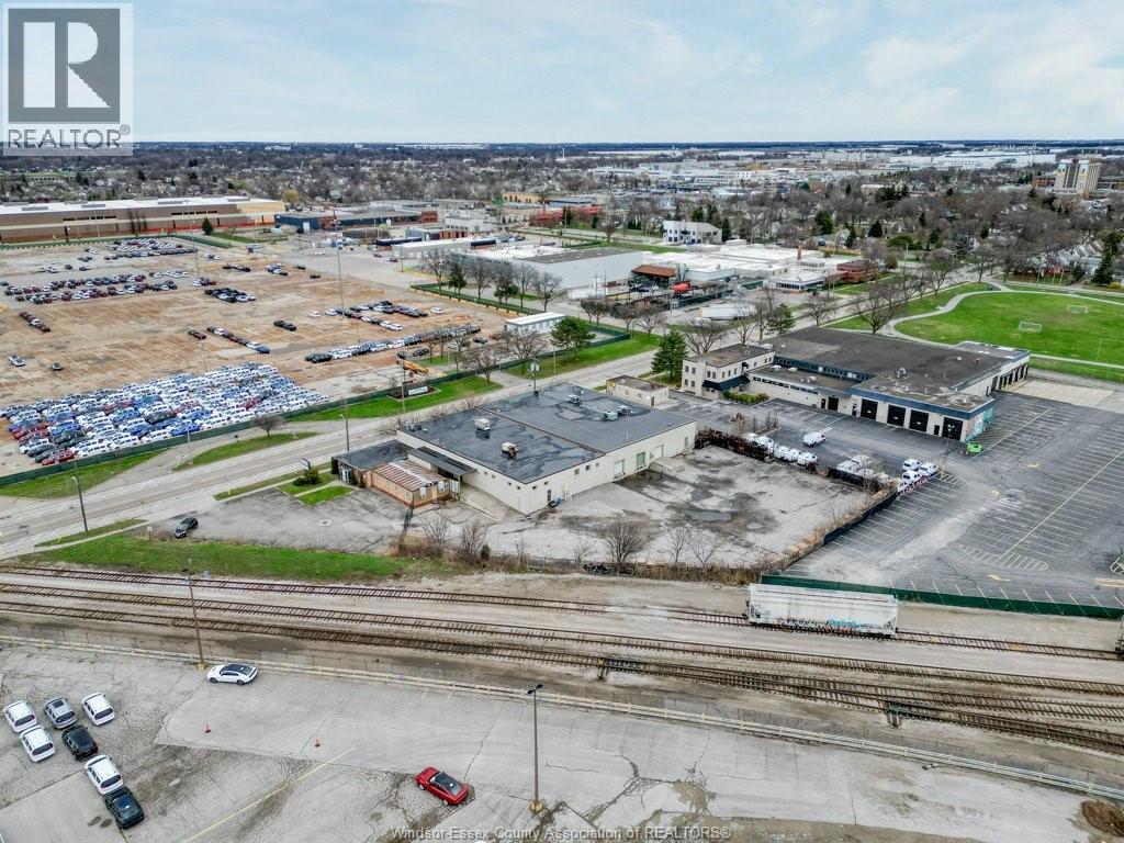 1555 Kildare Road, Windsor, Ontario  N8W 2W3 - Photo 6 - 26007302