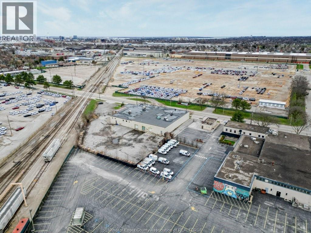 1555 Kildare Road, Windsor, Ontario  N8W 2W3 - Photo 8 - 26007302