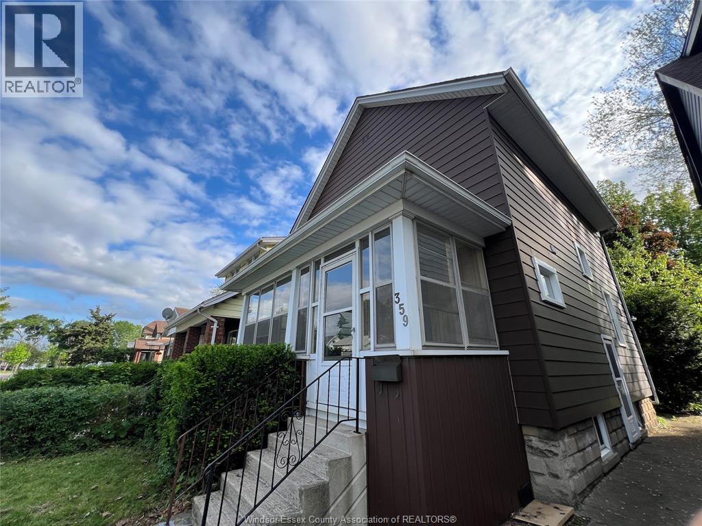 359 Randolph, Windsor, Ontario  N9B 2T4 - Photo 3 - 26007367