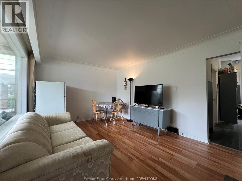 359 Randolph, Windsor, Ontario  N9B 2T4 - Photo 7 - 26007367