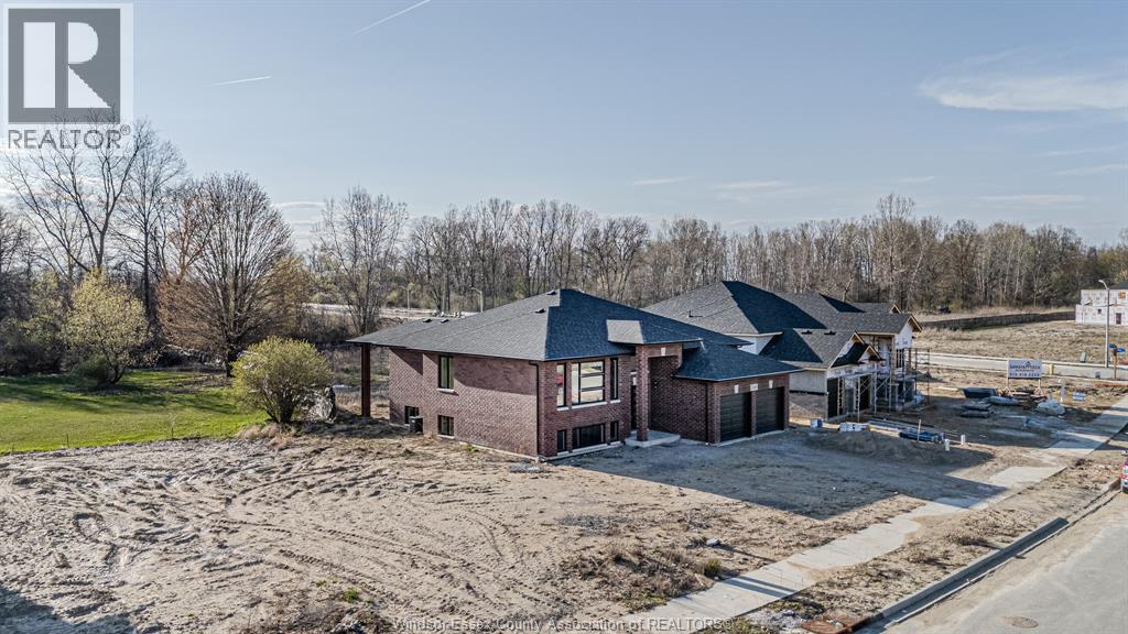 2588 Mayfair, Lasalle, Ontario  N9J 2M6 - Photo 29 - 26007130