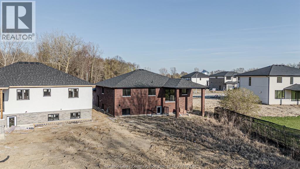 2588 Mayfair, Lasalle, Ontario  N9J 2M6 - Photo 30 - 26007130