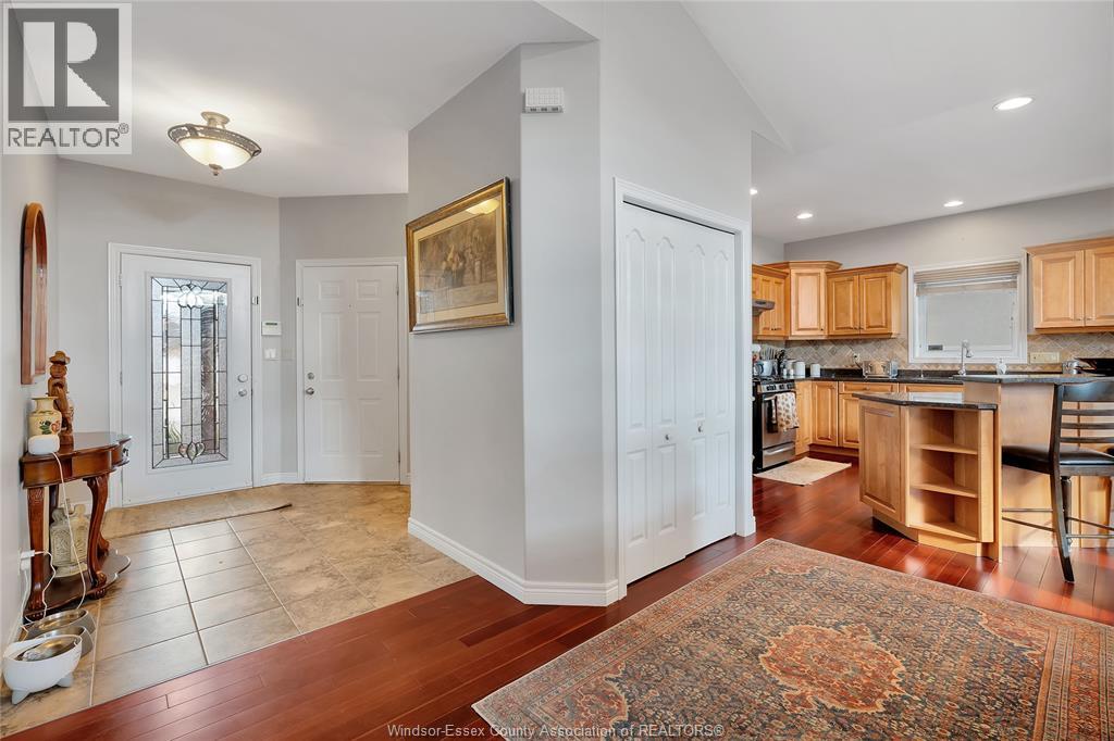 1381 Emma Street, Lakeshore, Ontario  N0R 1A0 - Photo 3 - 26007372