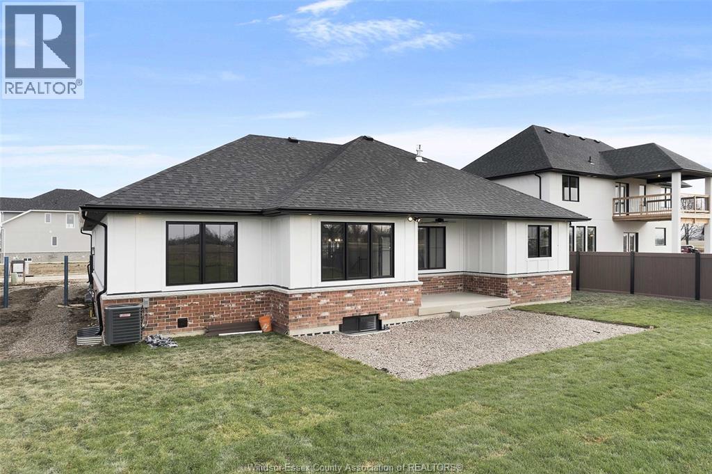 2524 Mayfair, Lasalle, Ontario  N9J 2M6 - Photo 36 - 26007129
