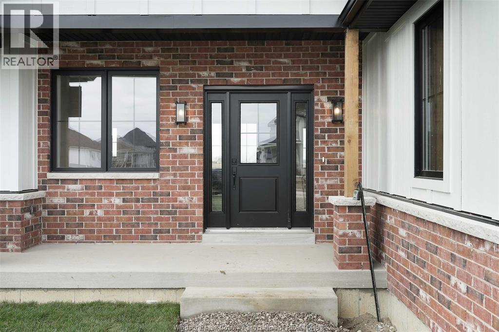 2524 Mayfair, Lasalle, Ontario  N9J 2M6 - Photo 4 - 26007129