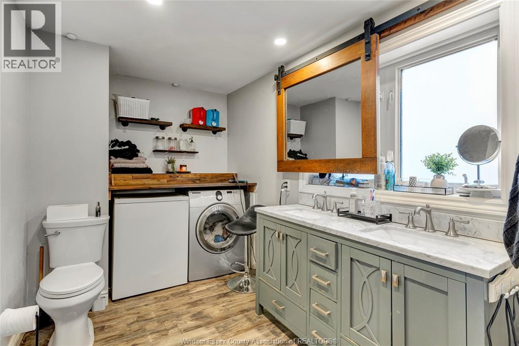 805 Roselawn, Windsor, Ontario  N9E 2B3 - Photo 12 - 26007377
